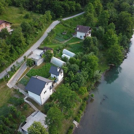 Vikendica Pored Drine Foca Handici Buitenkant foto