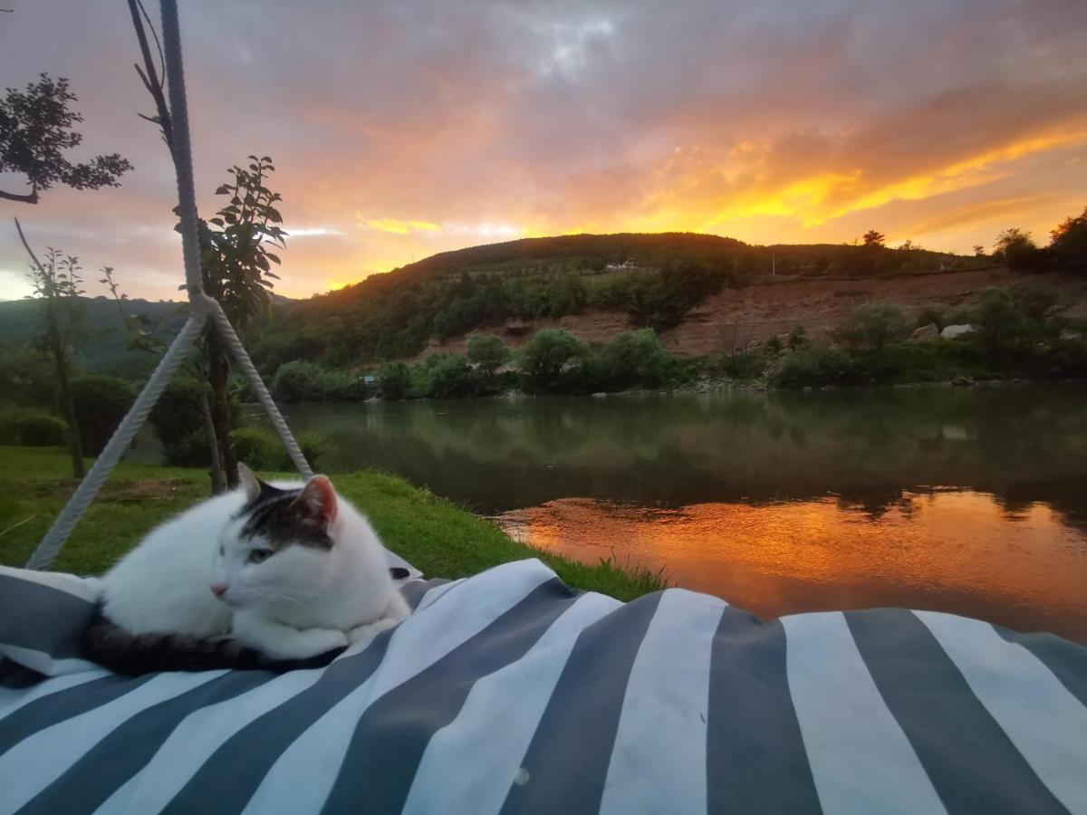 Vikendica Pored Drine Foca Handici Buitenkant foto