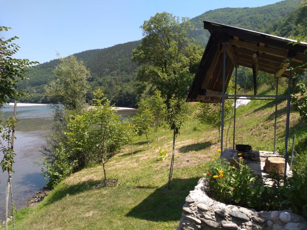 Vikendica Pored Drine Foca Handici Buitenkant foto