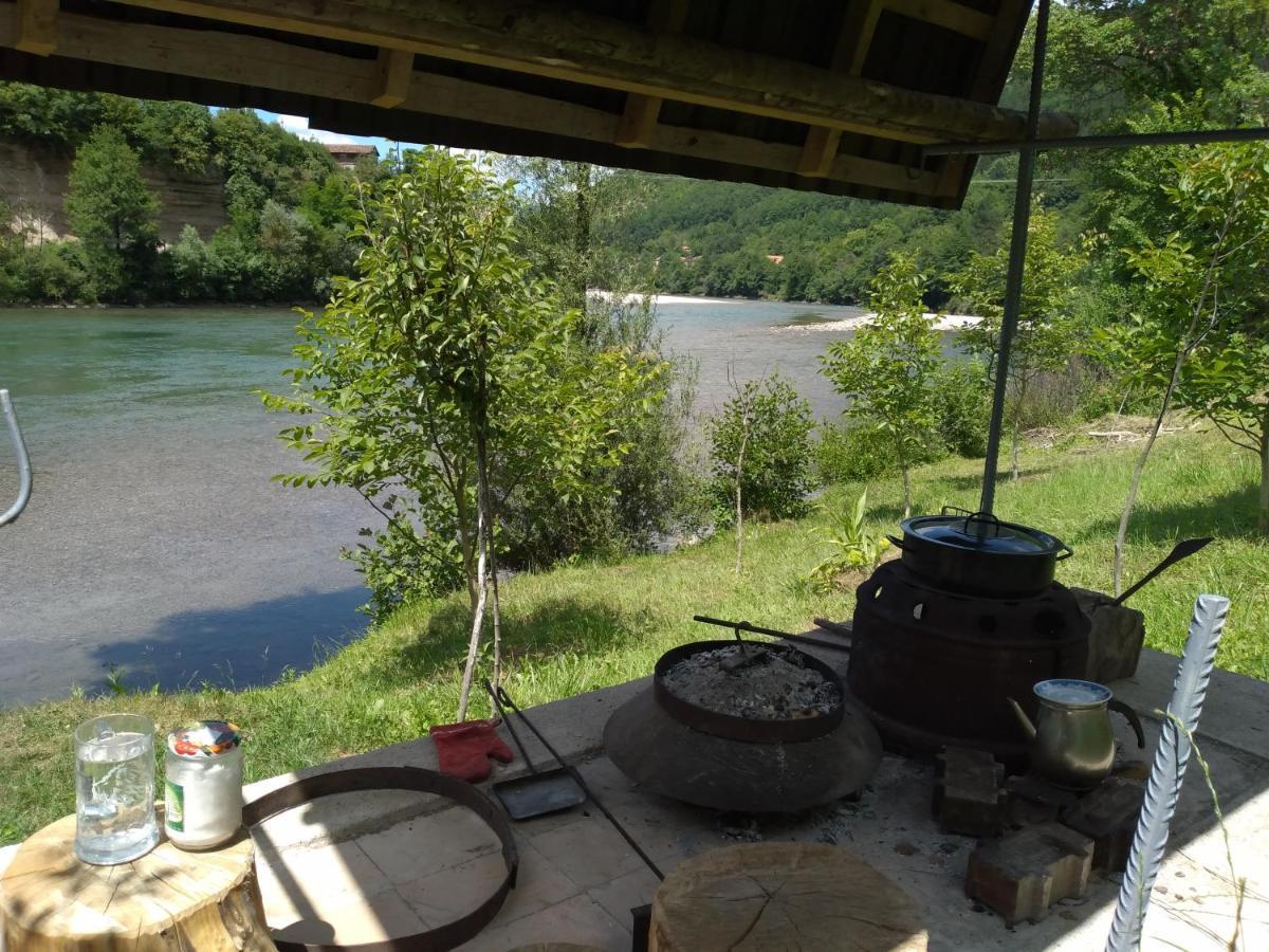 Vikendica Pored Drine Foca Handici Buitenkant foto