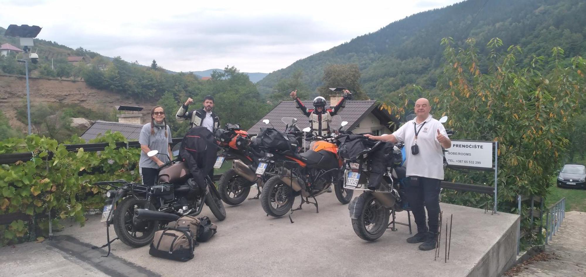 Vikendica Pored Drine Foca Handici Buitenkant foto